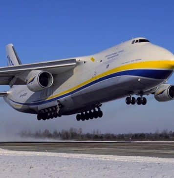 World’s Strongest Plane – Ukrainian AN-124 Ruslan | Mega Machines