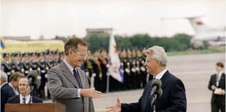 Infamous ‘Chicken Kyiv Speech’ by George H. W. Bush in Ukrainian Parliament in 1991 tested by History