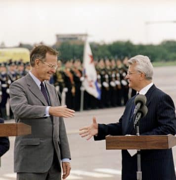 Infamous ‘Chicken Kyiv Speech’ by George H. W. Bush in Ukrainian Parliament in 1991 tested by History