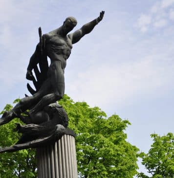 Death Match with Nazis, Three Best Players of the World, Top-10 Coach Ever – Dynamo Kiev’s 90th Anniversary!