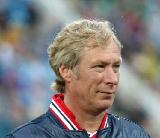 Most titled football player of the former USSR returns as Dynamo Kyiv head coach Oleksiy_Mykhaylychenko_in_2016