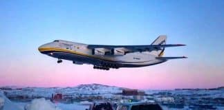AN-124 helps out Boeing in extreeme freezing conditions in Canada