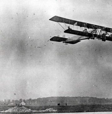 The largest pre-WW1 plane – Sikorsky’s S-22 ‘Ilya Muromets’ – made its maiden flight Feb 12, 1914
