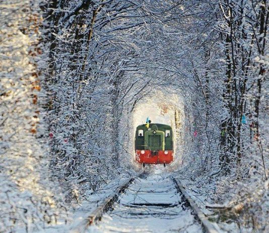 “Tunnel of Love” originally was used to conceal the transport of military hardware – Business Insider