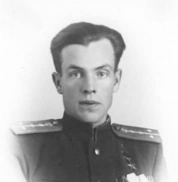 Ivan Kharchenko personally defused more than 1500 bombs weighing more than 500 kilograms each and 25,000 other explosive objects during the battles of Stalingrad and Kiev