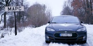 Ukrainians beat Elon Musk delivering Tesla to Mars. Elon admits