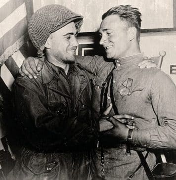 Meeting at the Elbe: Lt. William Robertson (U.S. Army) and Lt. Alexander Silvashko (First Ukrainian Front) on April 25, 1945