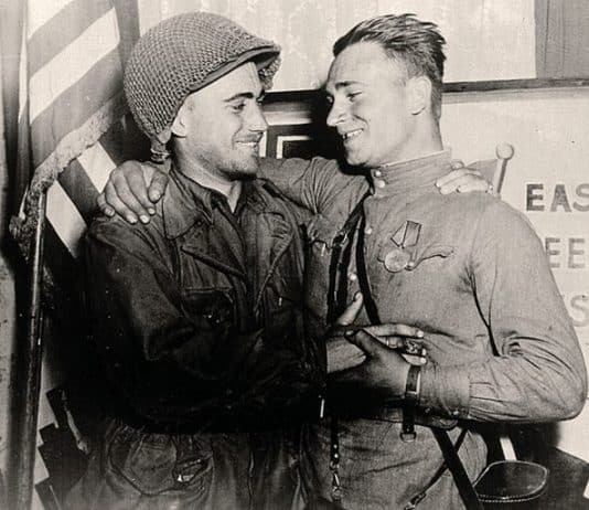 Meeting at the Elbe: Lt. William Robertson (U.S. Army) and Lt. Alexander Silvashko (First Ukrainian Front) on April 25, 1945