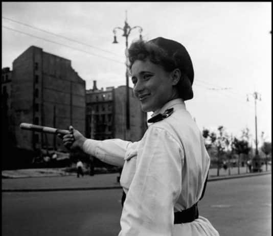 John Steinbeck depicts Ukrainian women