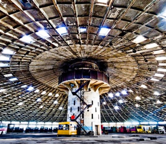 Giant abandoned space-age saucer: Kiev Bus Garage Number 7 – CNN