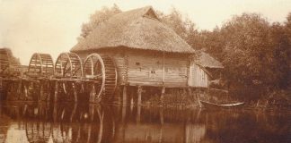 Three-wheeled water mill in Ukraine, 1900s