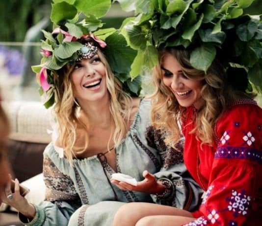 Ukraine Vyshyvanka/ Embroidery Shirt Day