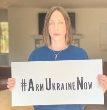 Hollywood star of Ukrainian descent Vera Farmiga joins campaign #ArmUkraineNow