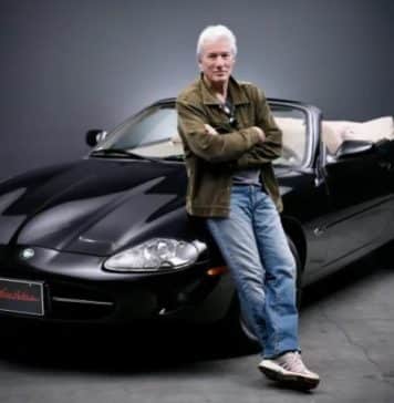 Richard Gere auctions his 30k-Mile 1999 Jaguar XK8 Convertible to support Ukraine