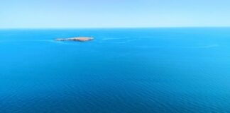 In antiquity, Ukrainian Snake island had Colossal statue of Apollo on it that was in the 1st century BC taken to Rome’s Capitolium. Island of Achilles was not far away.