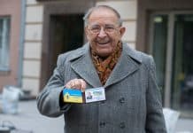 Quiet Ukrainian behind IBM, Apple success: Lubomir Romankiw was born Apr. 17, 1931