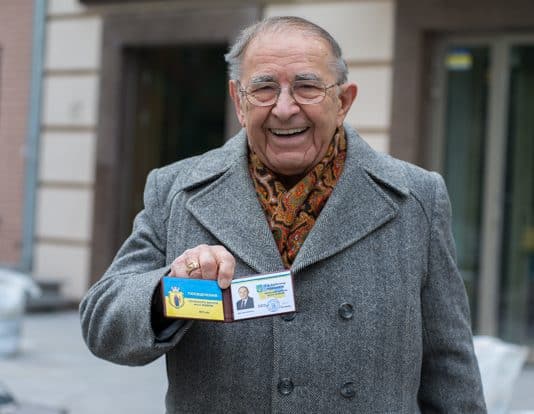 Quiet Ukrainian behind IBM, Apple success: Lubomir Romankiw was born Apr. 17, 1931