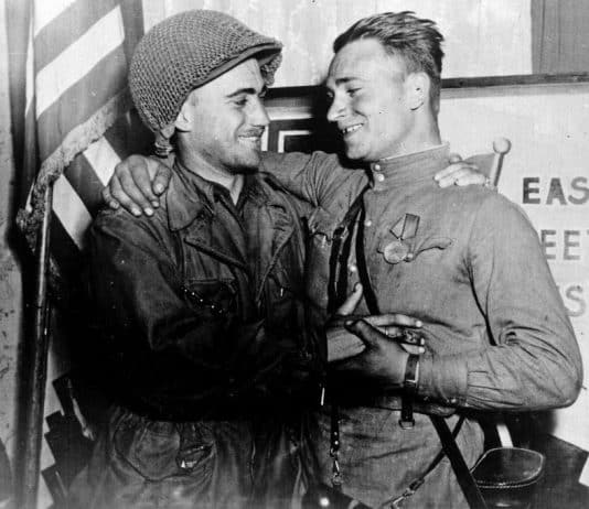 Elbe Day iconic photo: American Robertson and Ukrainian Silvashko