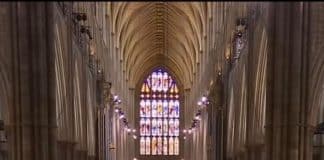 Ukrainian colors during King Charles III coronation