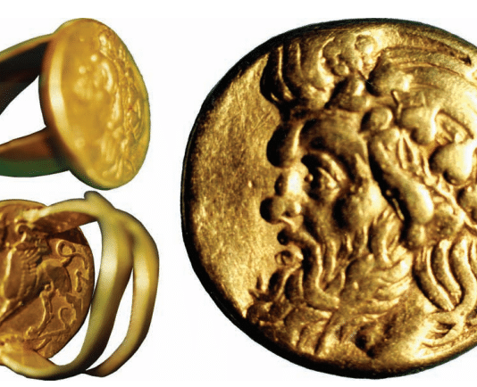 Finger-Rings with Famous Bosporan Gold Stater in Great Ryzhanovka Kurgan
