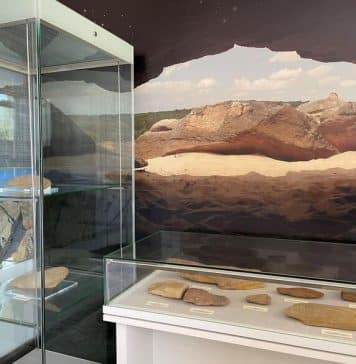 Russia exhibits stolen artifacts from the famous Kamyana Mohyla in Ukraine