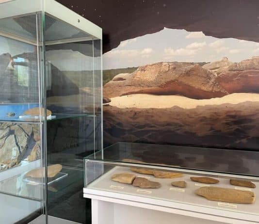 Russia exhibits stolen artifacts from the famous Kamyana Mohyla in Ukraine