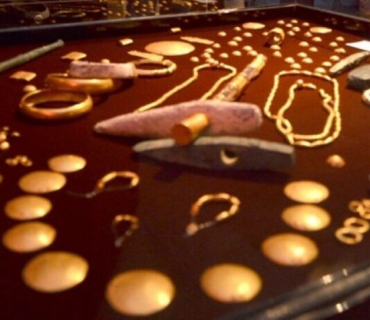 World’s Oldest Gold in the Wealthiest Burial of the 5th Millennium B.C. First Kings of Europe