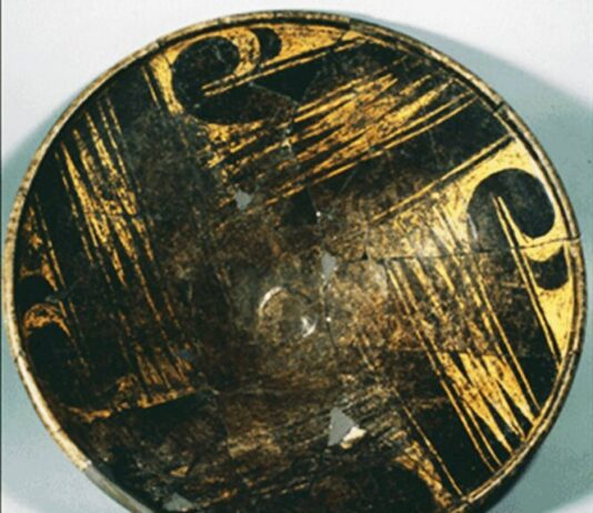 Secret of gold-painted ceramic vessels from Varna Necropolis