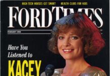 Kvitka ‘Kacey’ Cisyk, Ukrainian-American famous singer was born April 4, 1953