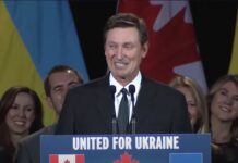 Wayne Gretzky during his ‘United For Ukraine’ speech: My Grandmother always called on me in Ukrainian language