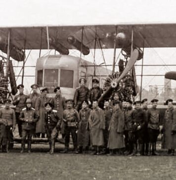 Igor Sikorsky with his ‘Ilya Muromets’ plane in Kyiv in 1914
