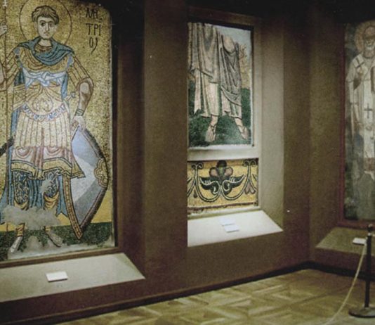 In August of 1937, Moscow demolished 12th-century St. Michael’s Cathedral in Kyiv, Ukraine, but the frescos it had stolen from it exhibits as part of Russian history