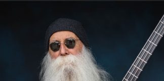 Leland Sklar, a living legend of the bass guitar, played on 2000 albums and is also famous for his placebo ‘producer switch’. What does his Ukrainian last name mean?