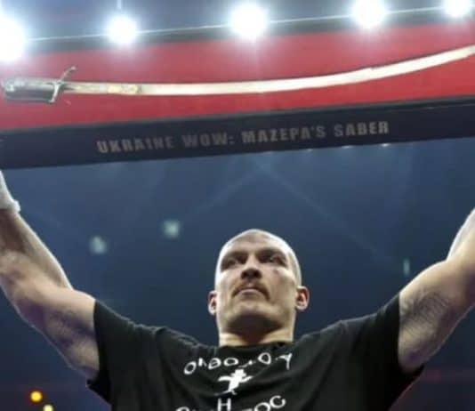 Symbolism of the Sabre Olexandr Usyk raised after his rematch with Fury: It belonged to Ukrainian Hetman Mazeppa who fought against Moscow 300 years ago
