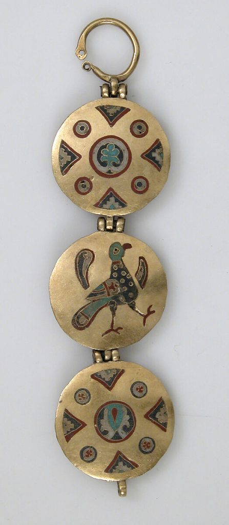 Chain with Birds and Geometric Motifs