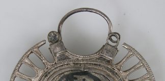 Griffin Pendants from 11th century Kyiv in the Metropolitan Museum of Art