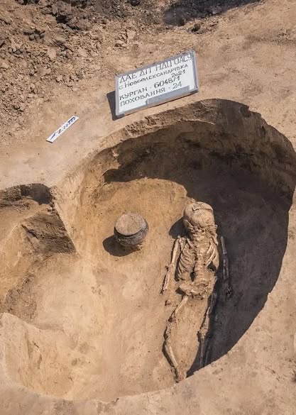 5,500-year-old Megalithic Kurgan in Ukraine: Origin of spectacular funeral rites of the Scythians and heroes of The Iliad? 6 488608616 24153235284276759 2444874523517981040 n