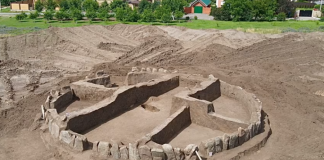 5,500-year-old Megalithic Kurgan in Ukraine: Origin of spectacular funeral rites of the Scythians and heroes of The Iliad?