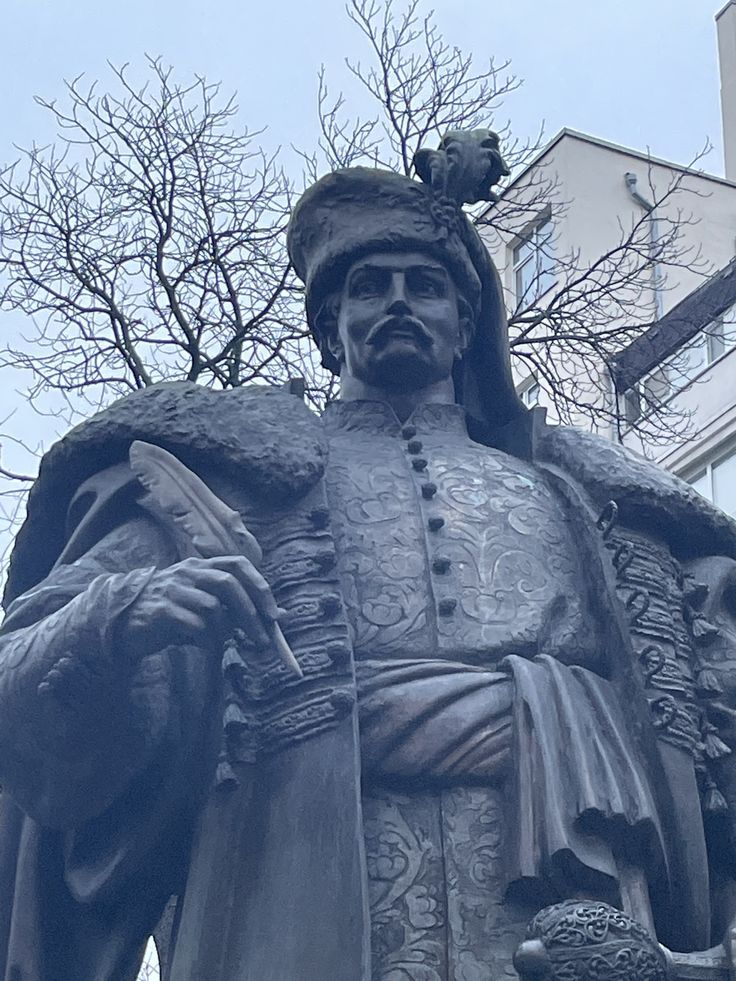 Monument to Pylyp Orlyk in Kyiv in front of Constitutional Court