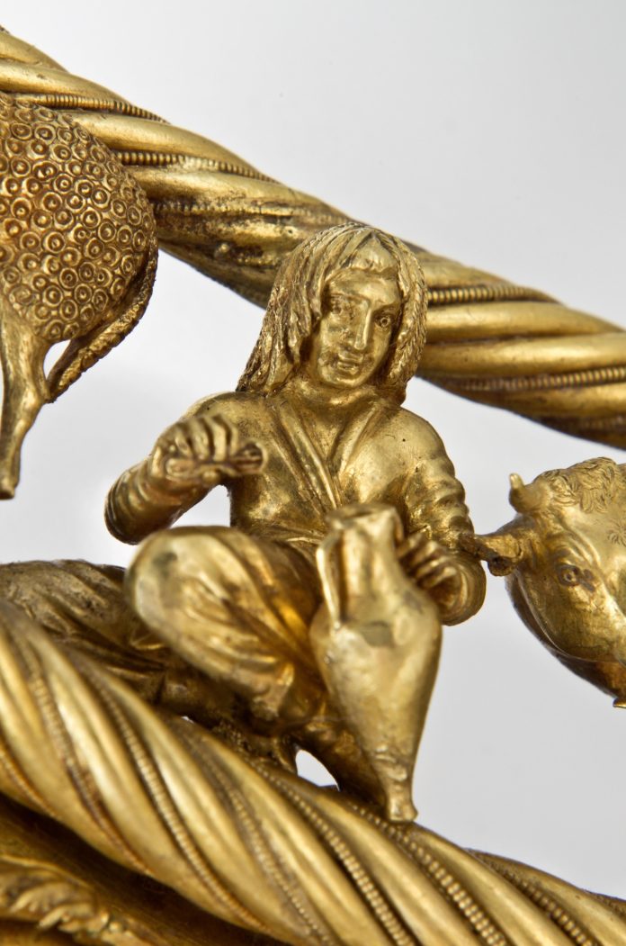Scythian with Amphora, Golden Pectoral detail